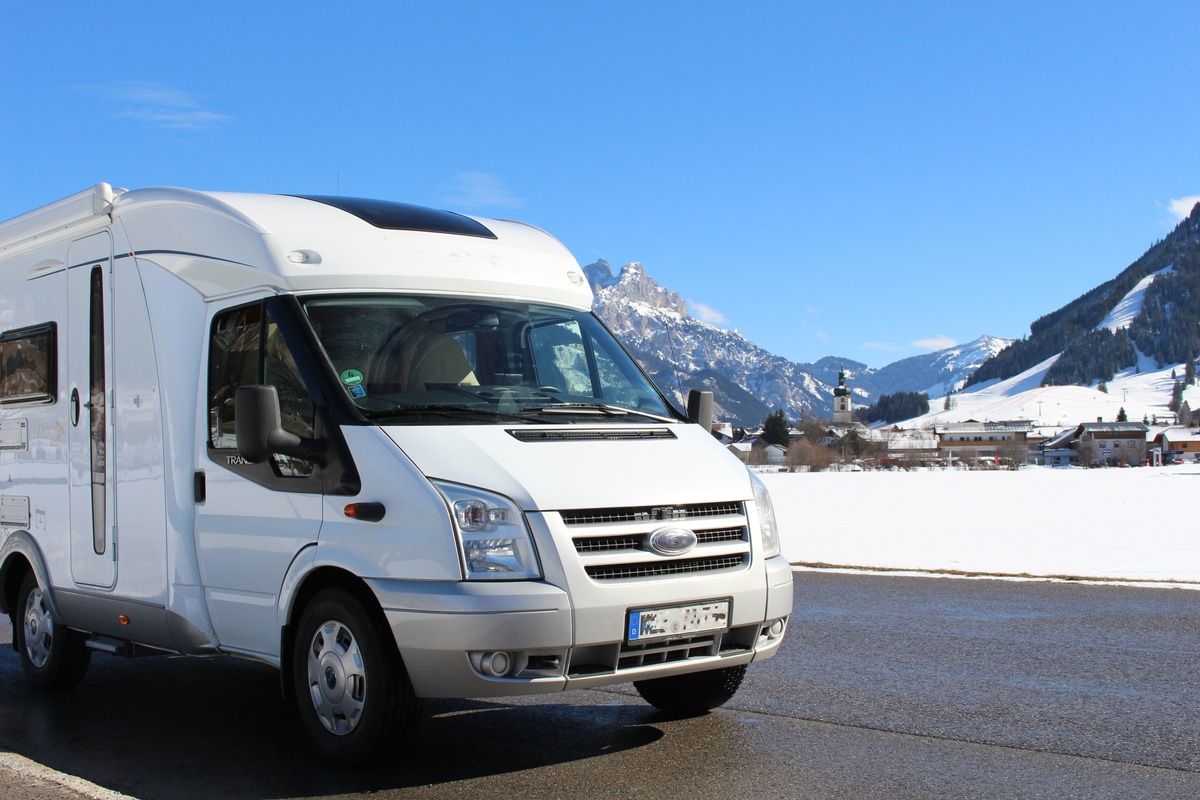 Behagliches Wintercamping: Propangas macht&#039;s möglich / Die beliebte mobile Energie erlaubt Campingspaß selbst bei tiefen Minusgraden