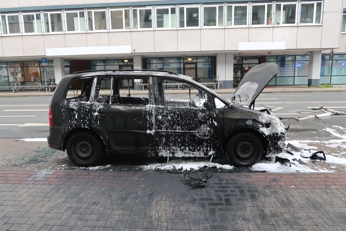 POL-DEL: Polizei Delmenhorst: PKW-Brand; Fahren unter Betäubungsmitteleinfluss