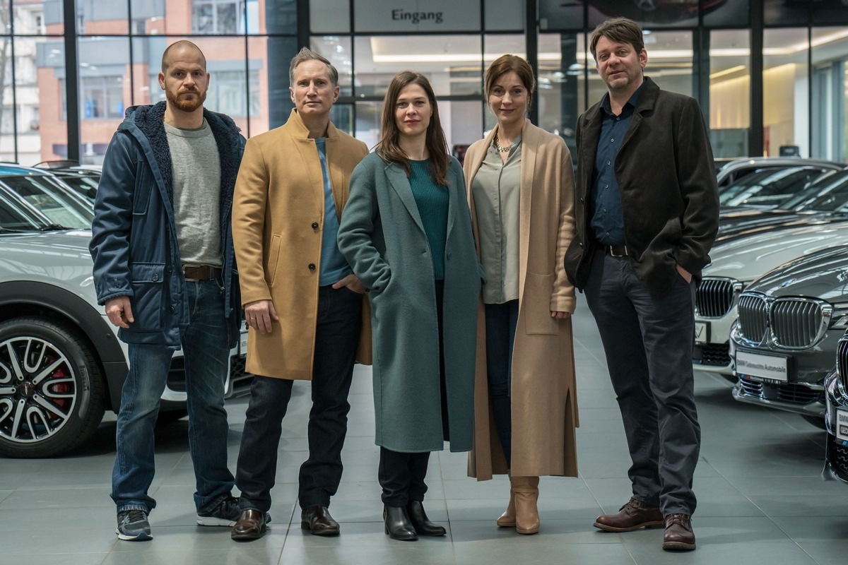 Drehstart für ZDF-Thriller mit Roeland Wiesnekker in Berlin / Entführungsfall im Umfeld illegaler Autorennen (FOTO)