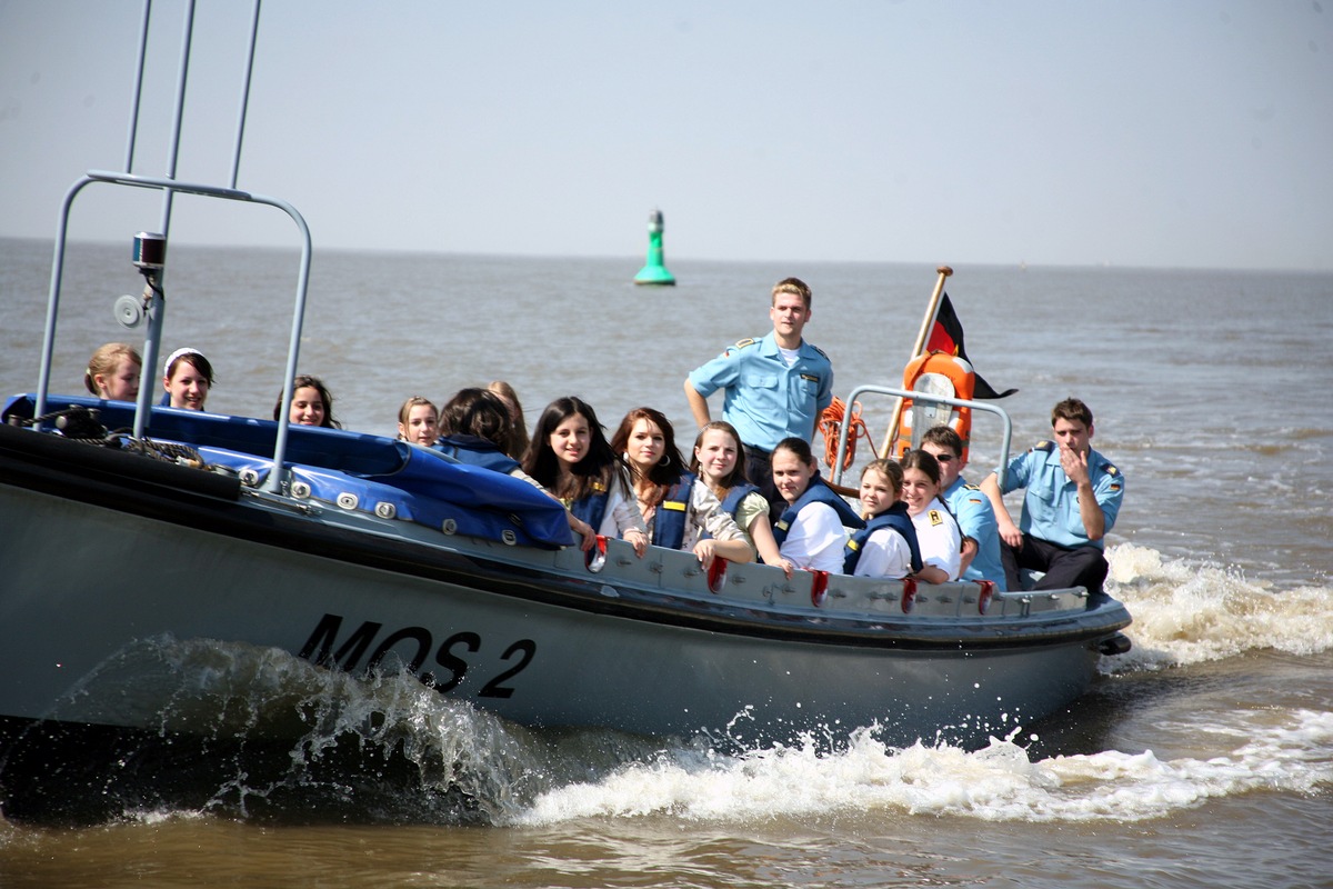 Mädels an Bord - &quot;Girls&#039; Day&quot; auch bei der Marine