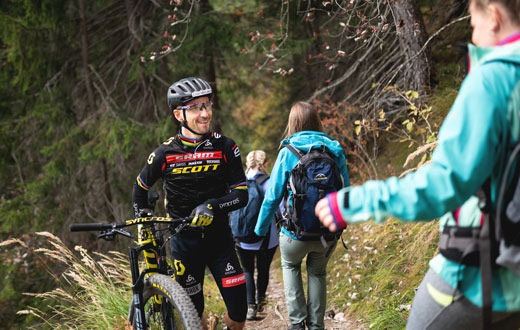 Erster Auftritt von Nino Schurter als «Fairtrail-Botschafter»