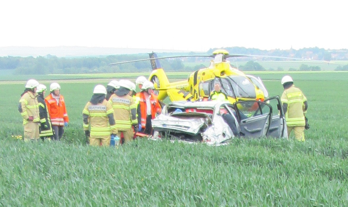 POL-WOB: BMW überschlägt sich zwischen Hoiersdorf und Söllingen