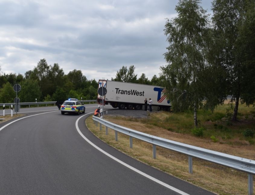 POL-EL: Meppen - Sattelzug festgefahren