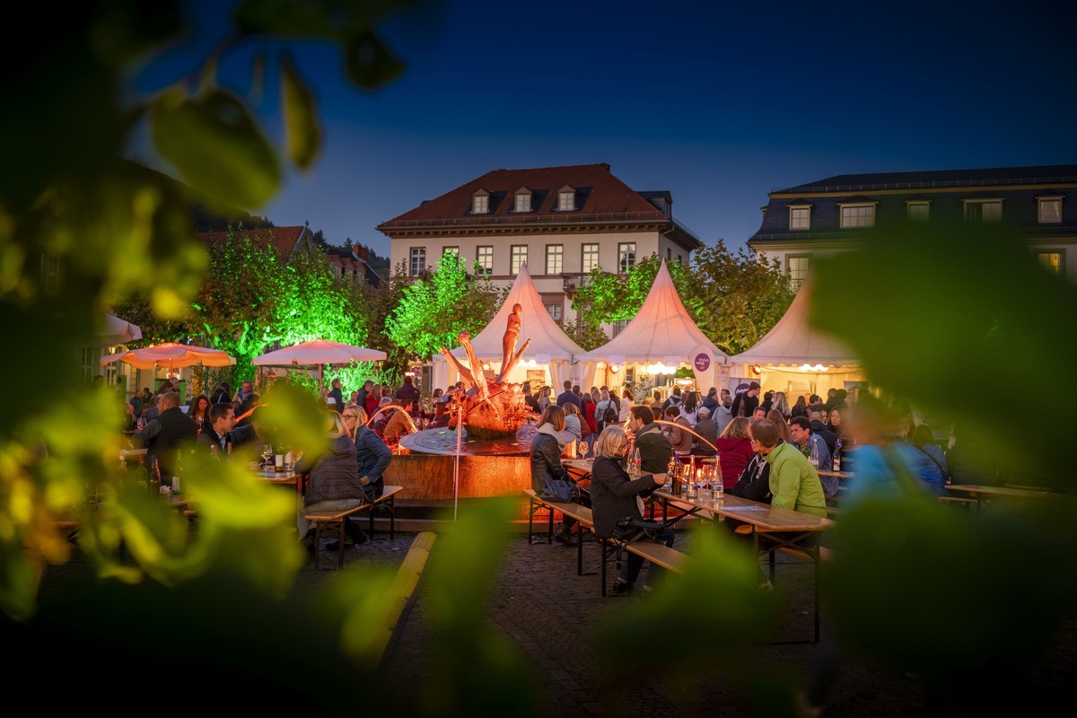 4. Heidelberger Weindorf lockt auf den Karlsplatz