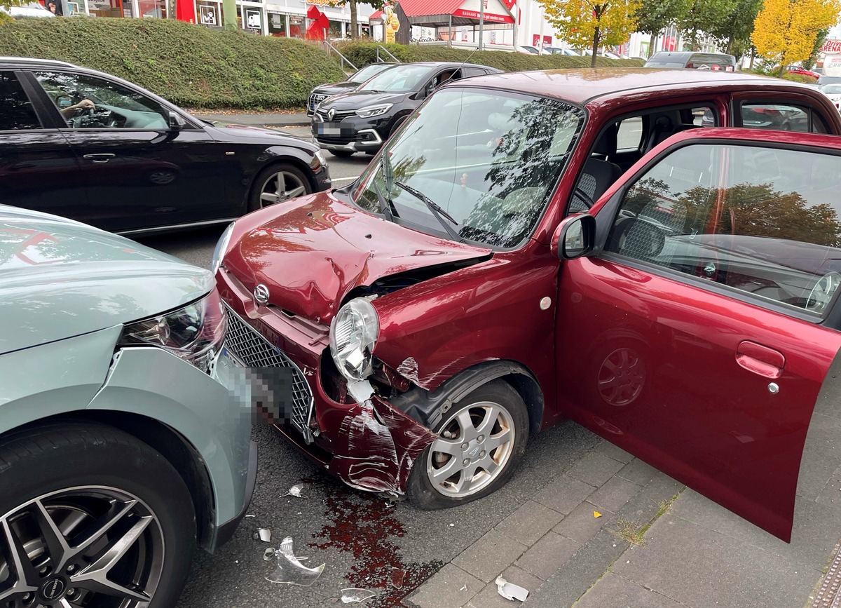 POL-HA: Glück im Unglück auf der Eckeseyer Straße - Verkehrsunfall endet glimpflich