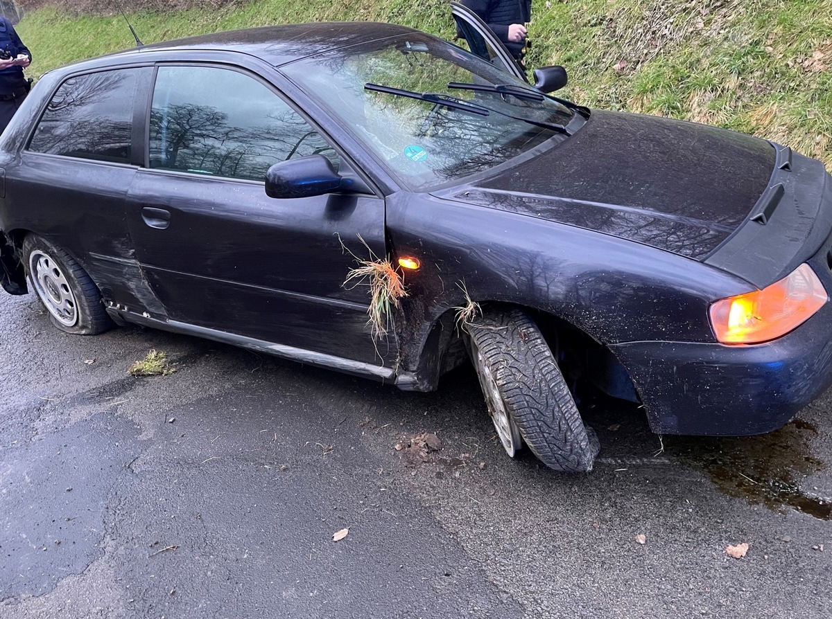 POL-PDKL: Jäger meldet vermeintlichen Verkehrsunfall