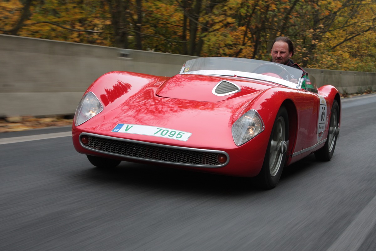 Scharfe Rennwagen: SKODA 1100 OHC und 130 RS bei der &quot;Schloss Bensberg Classics&quot; (BILD)