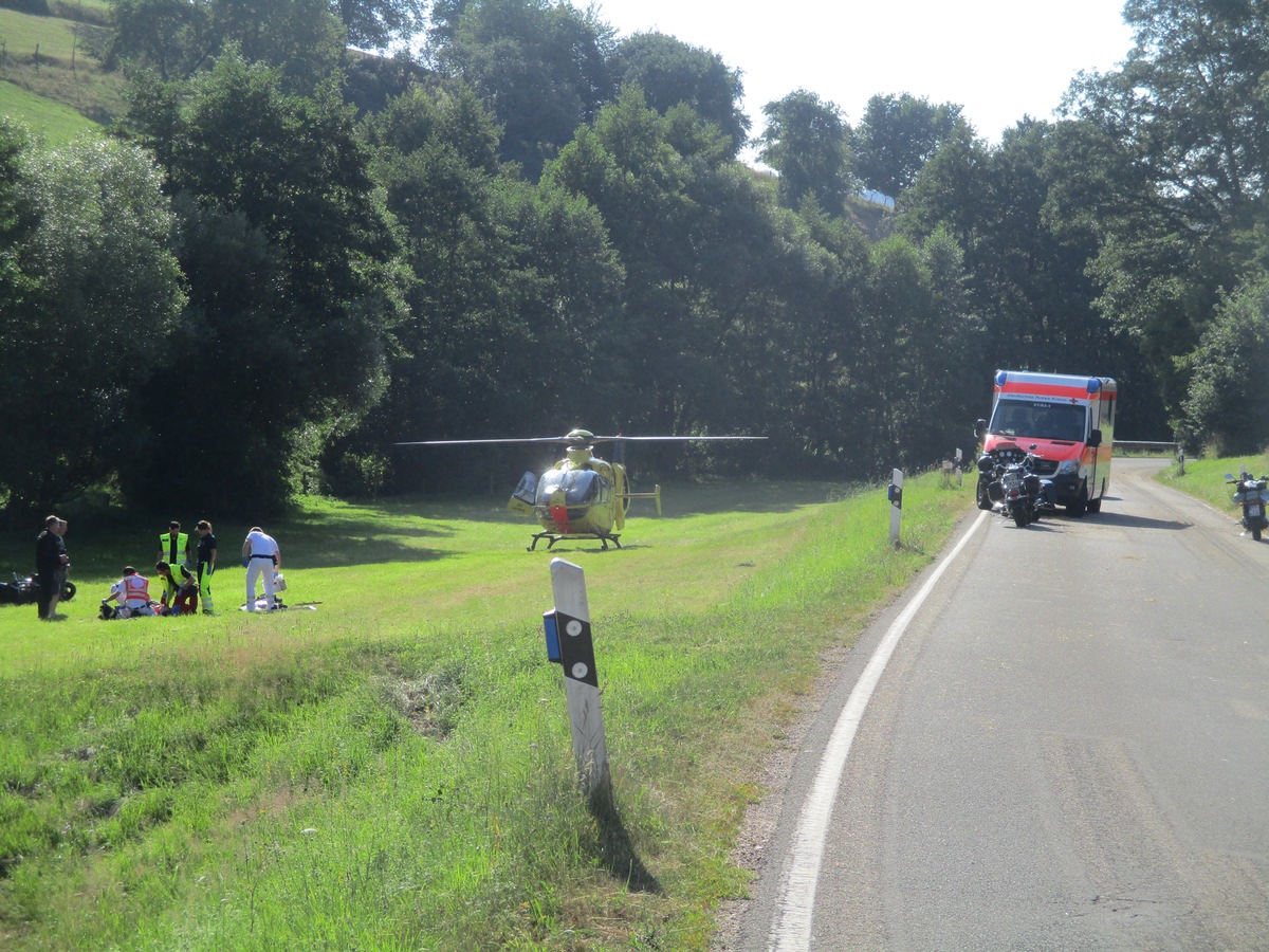 POL-PDKL: Motorradfahrer nach Sturz leicht verletzt