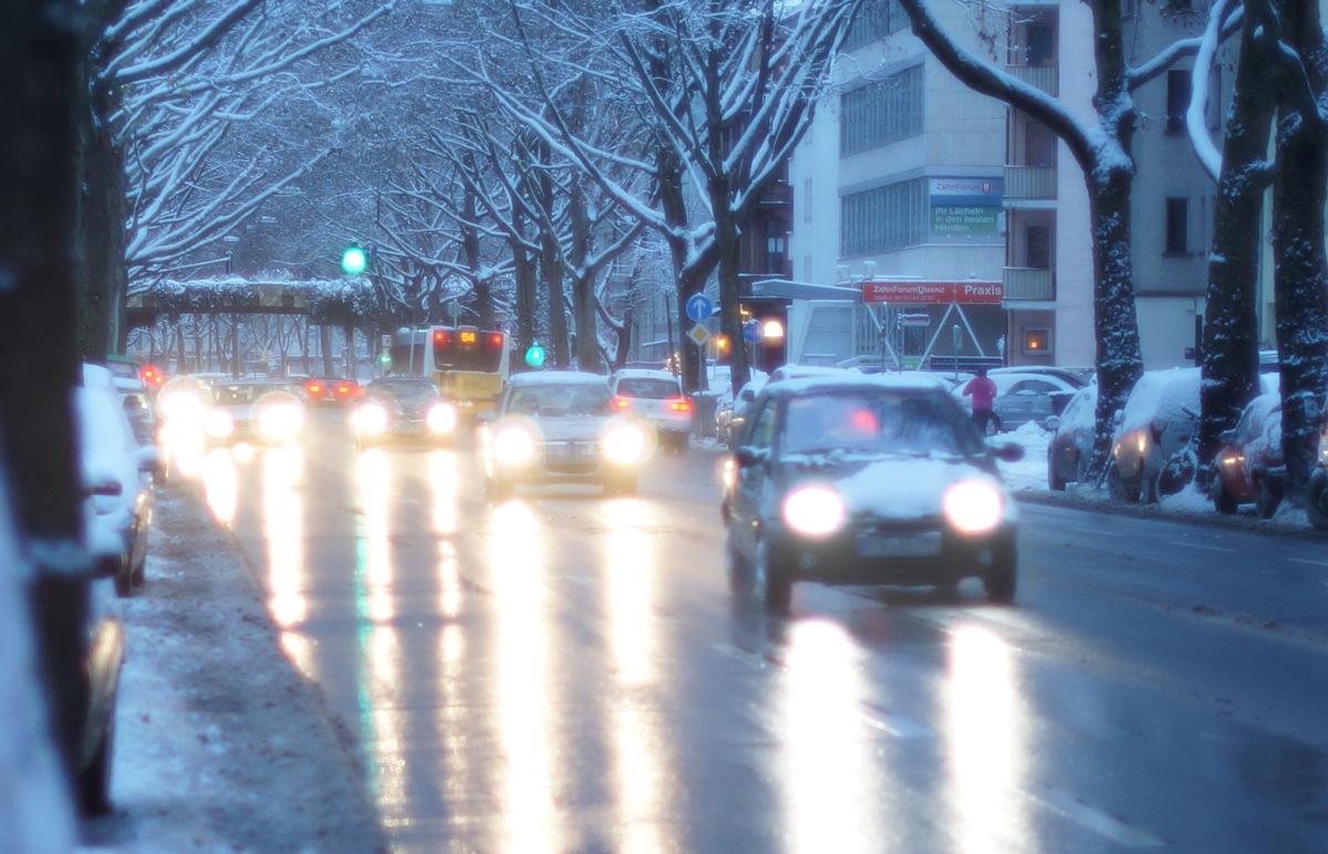 LKA-RP: Sicher im Winter unterwegs - werden Sie gesehen?