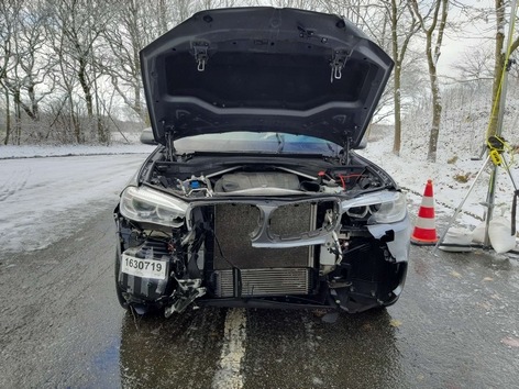 BPOL-FL: Handewitt - Bundespolizei kontrolliert BMW ohne Frontschürze - Weiterfahrt untersagt