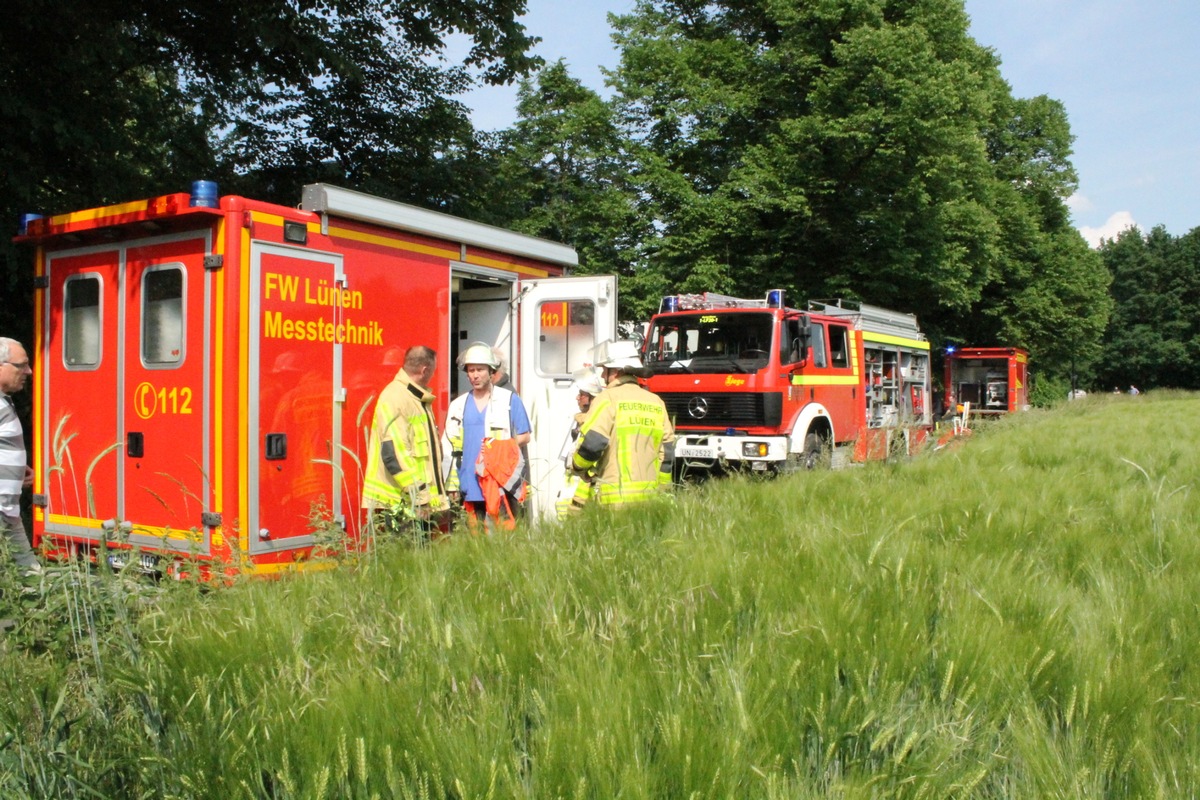 FW-WRN: ABC-Einsatz nach explodiertem Mess-Ofen