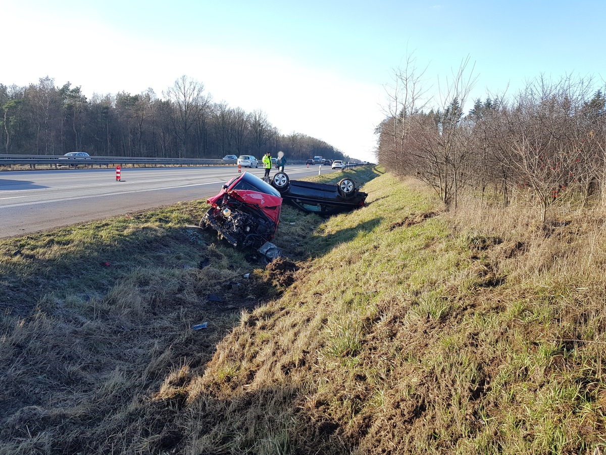 POL-ROW: Schwerer Verkehrsunfall auf der A 1