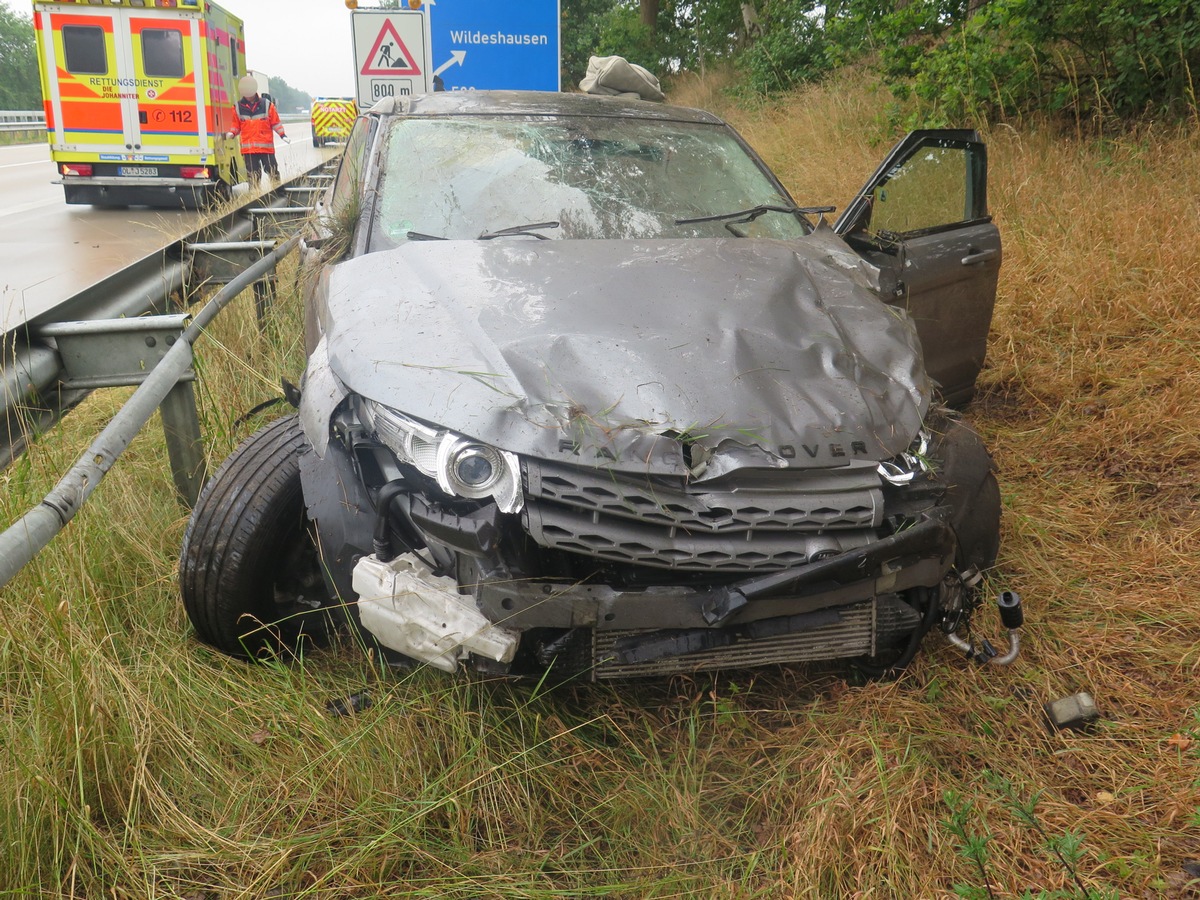 POL-DEL: Autobahnpolizei Ahlhorn: Verkehrsunfall mit hohem Sachschaden und zwei Verletzten auf der Autobahn 1 in Großenkneten