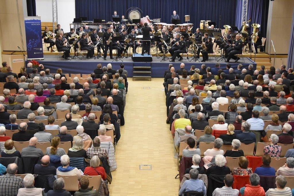 BPOL-TR: Neujahrskonzert in Prüm: Bundespolizeiorchester spielt vor über 450 Zuhörern