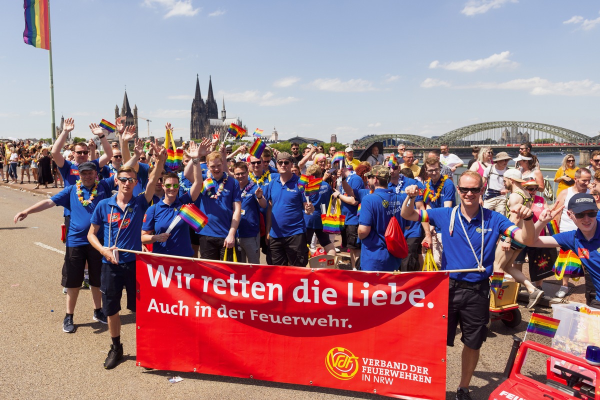 VdF-NRW: &quot;Netzwerk Vielfalt&quot; des Verbandes der Feuerwehren in NRW (VdF NRW) nimmt am Sonntag, 9. Juli 2023 am CSD in Köln teil