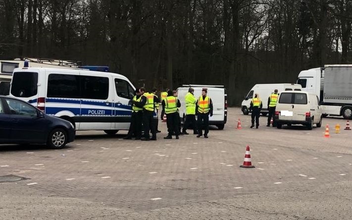 POL-STD: Polizei kontrolliert über 150 Fahrzeuge zur Bekämpfung der Einbruchkriminalität