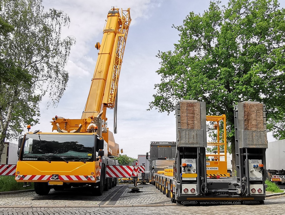 POL-WL: Mit Schwertransporter ohne Genehmigung unterwegs ++ Seevetal -Windschutzscheiben eingeschlagen