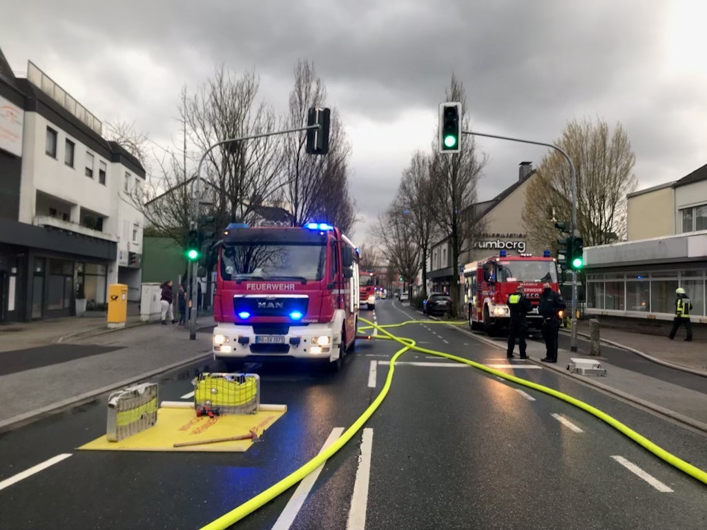 FW-BO: Brennendes Wohnmobil verursacht Kellerbrand