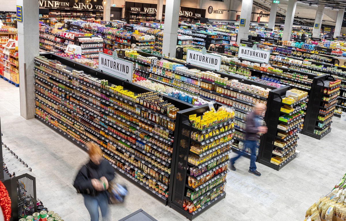 EDEKA eröffnet 100. NATURKIND-Welt