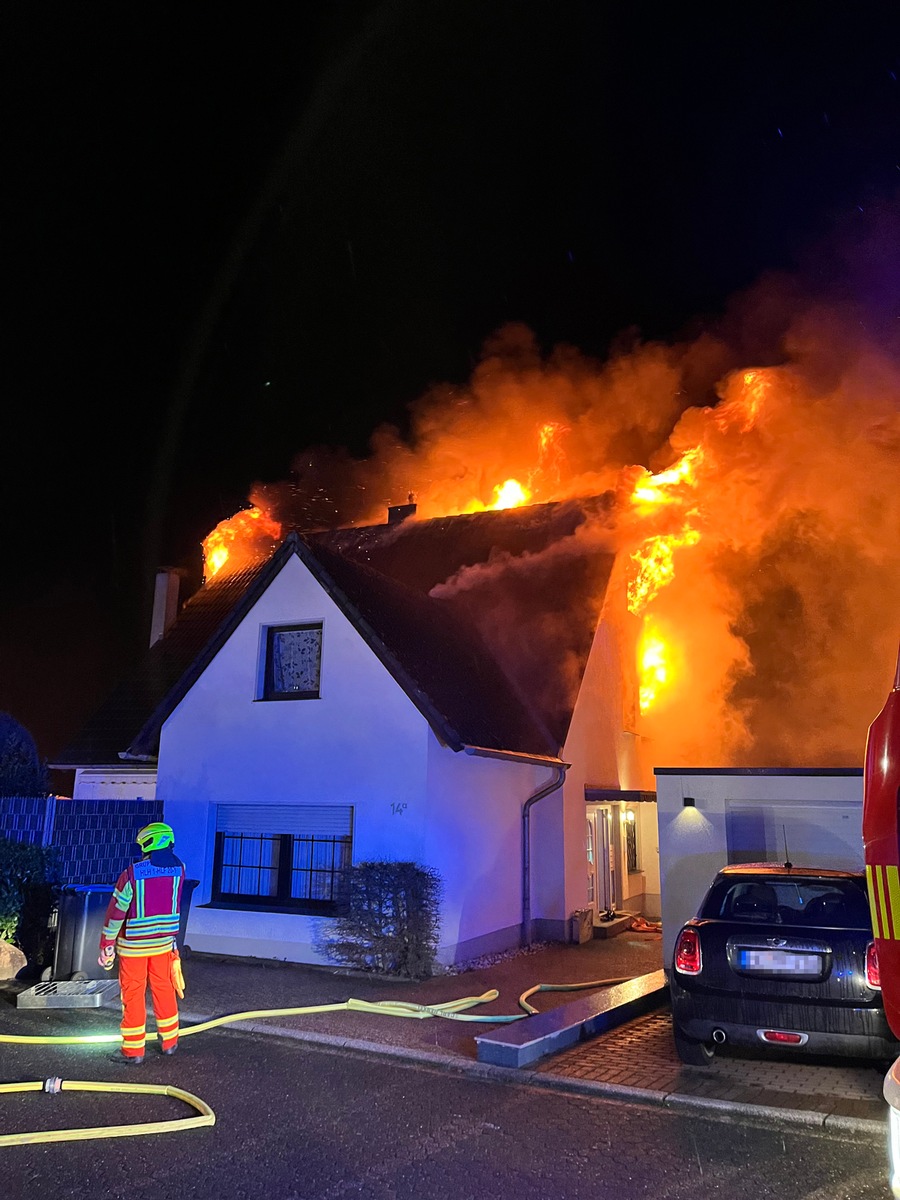 POL-ME: Dachstuhlbrand - die Polizei ermittelt - Heiligenhaus - 2501011