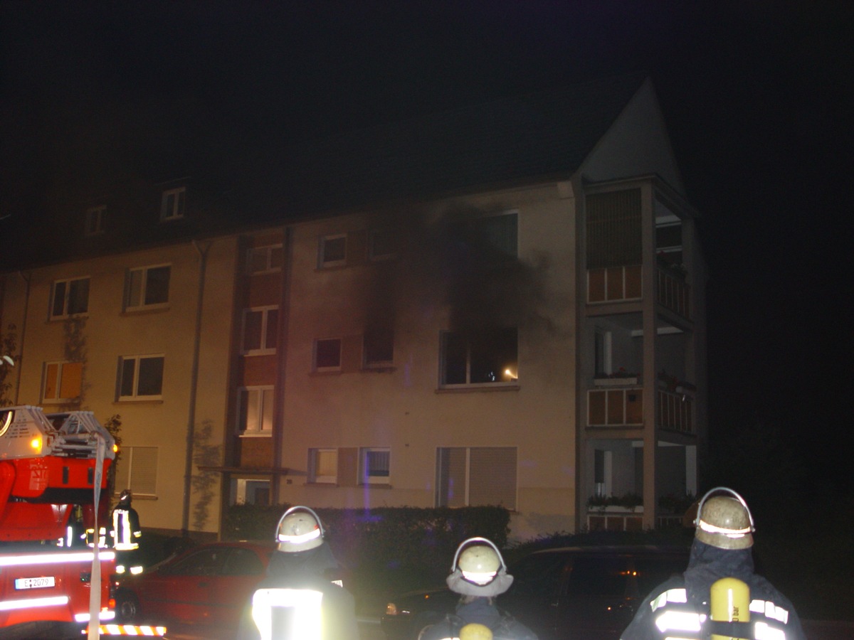 FW-E: Wohnungsbrand in Huttrop