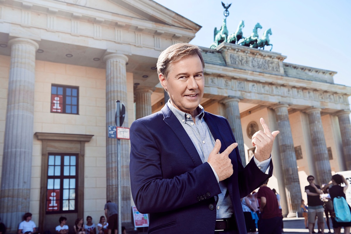 Das war 2015! Ulrich Meyer präsentiert Jahresrückblick &quot;Wir sind Deutschland: Unser 2015&quot; am Mittwoch, 2. Dezember 2015, um 20:15 Uhr in SAT.1