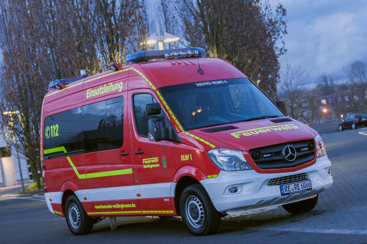 FW-RE: Neuer Einsatzleitwagen bei der Feuerwehr