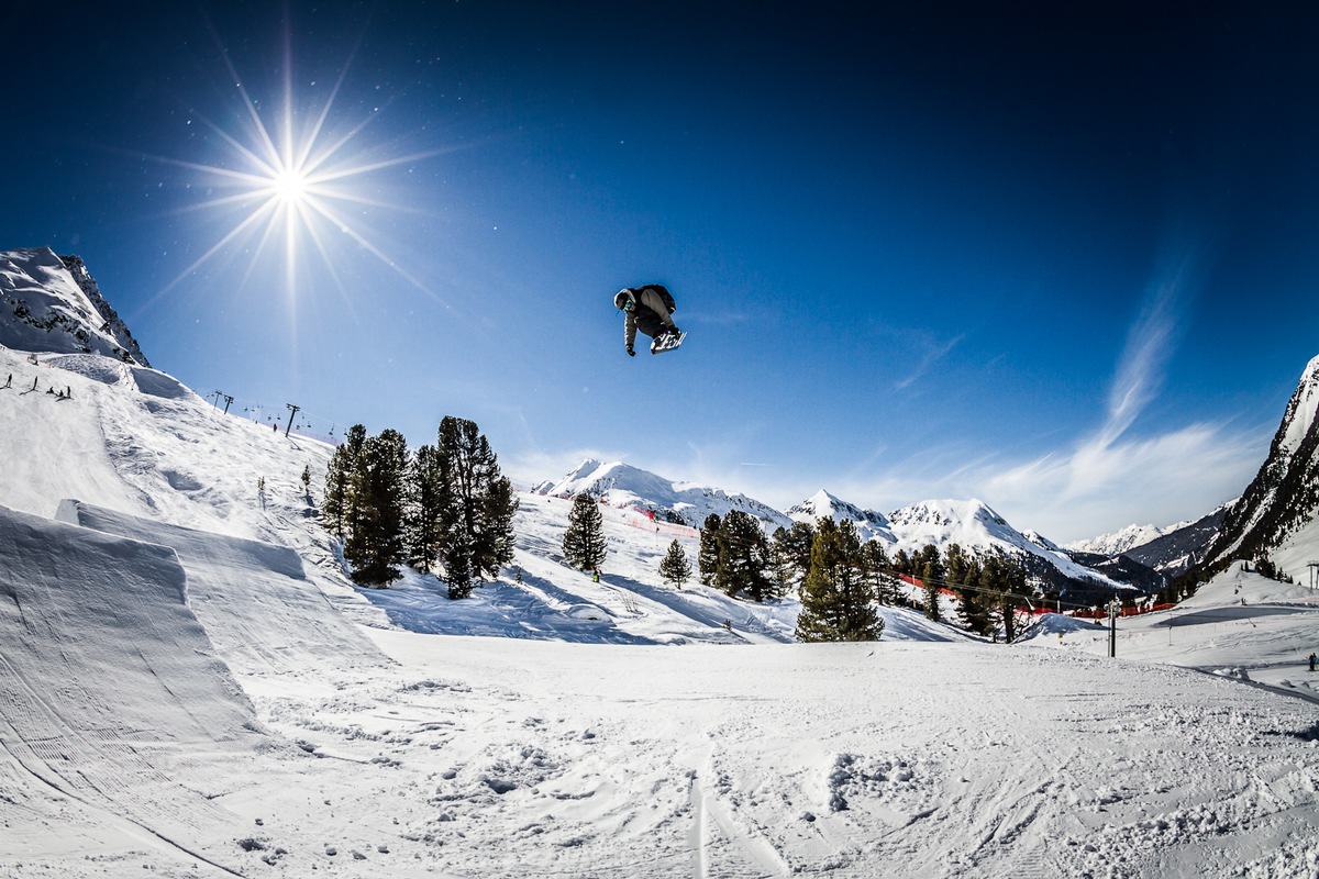 &quot;Ride with the Stars&quot; - ein Top-Event im KPark als Beginn der Zusammenarbeit zwischen Air &amp; Style und den Bergbahnen Kühtai  - BILD