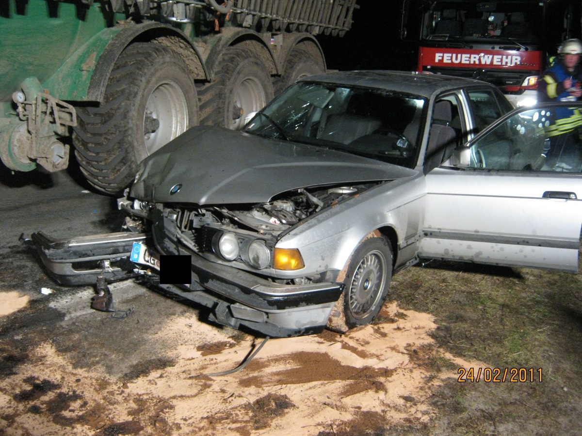 POL-WL: Winsen/L. - Person bei Unfall eingeklemmt ++ Tostedt - Person legt sich auf Gleis ++ Vahrendorf - Mit 1,18 Promille unterwegs ++  Schwiederstorf - Kupferfallrohre entwendet ++ u.w.Meldungen