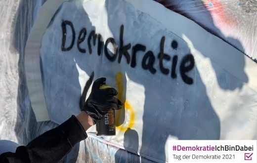 Voller Einsatz für die Demokratie: Jugendstiftungs-Kampagne #DemokratieIchBinDabei