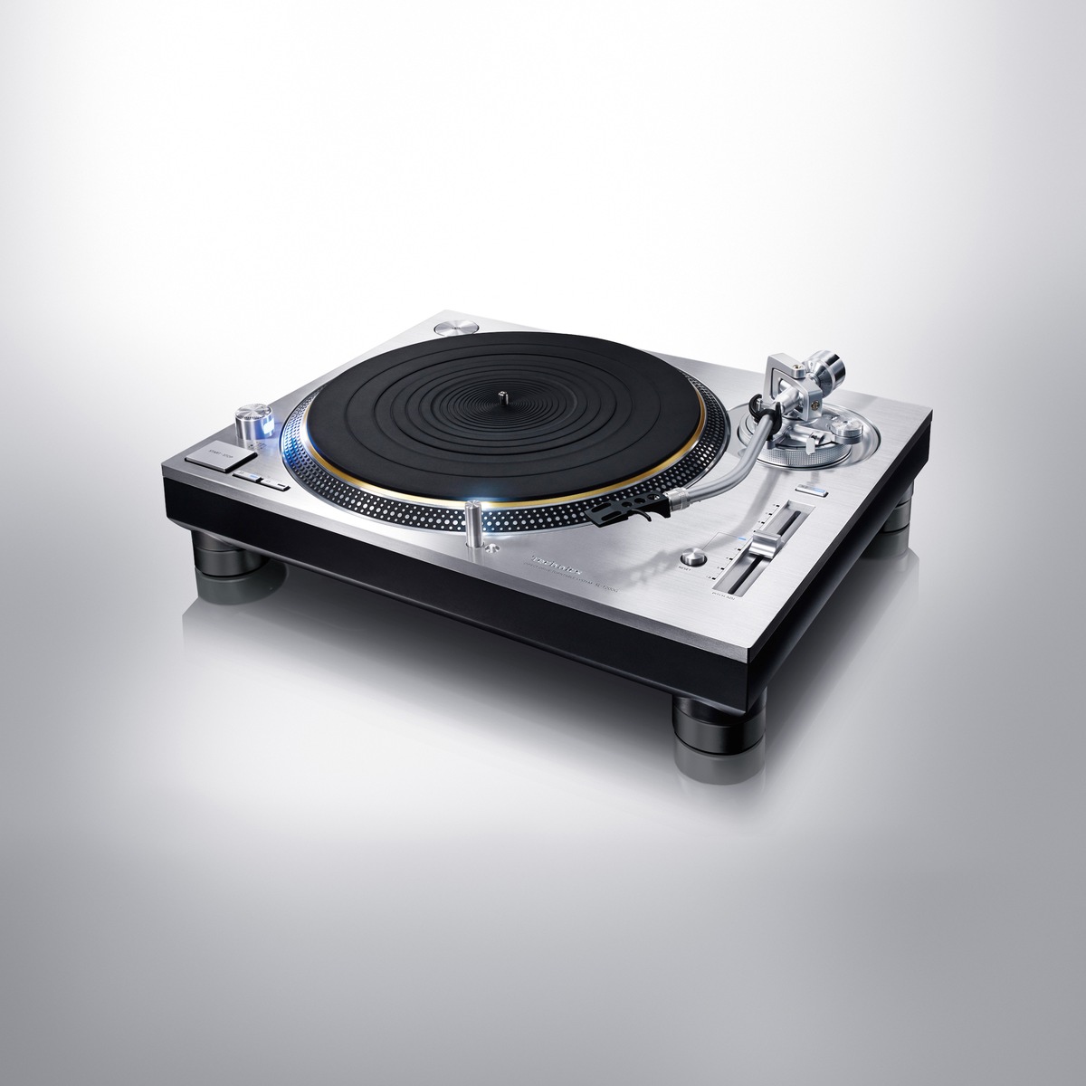 Technics auf der IFA 2016: Die Fortsetzung der Legende - Technics Grand Class SL-1200G kommt ab Ende September 2016 in unlimitierter Auflage