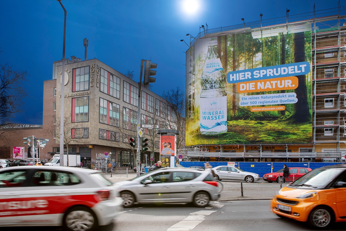 Branchenkampagne zum Weltwassertag 2022 / Wertvoller Schatz aus der Tiefe: Mineralwasser ist unverzichtbar