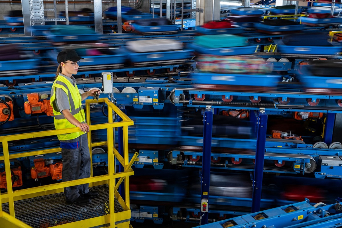 Arbeiten am Airport: „TechNight“ und „Bewerbertag Servicetechnik&quot; zeigen spannende Zukunftsperspektiven