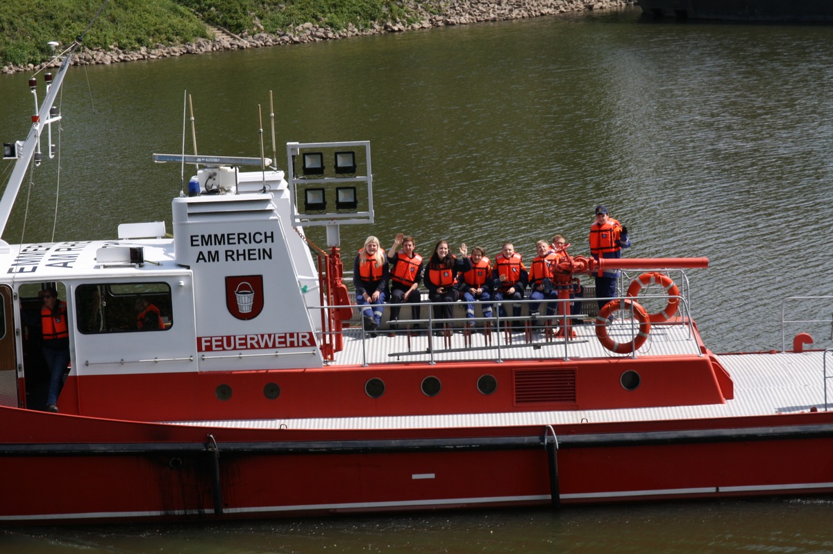 FW-KLE: Zeltlager der Jugendfeuerwehr