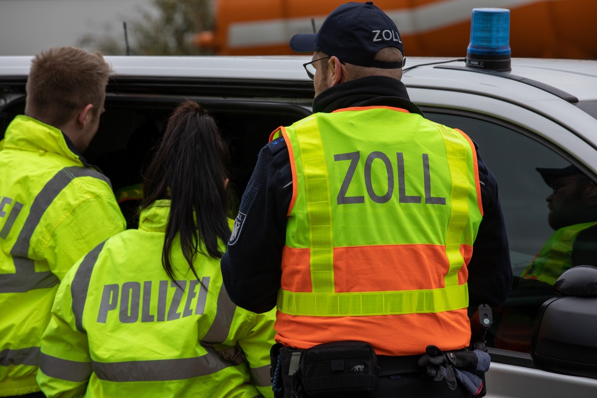 HZA-BS: Erfolgreiche Zusammenarbeit bei Verbundkontrolle von Polizei, Zoll, BALM und GAA an der BAB 2