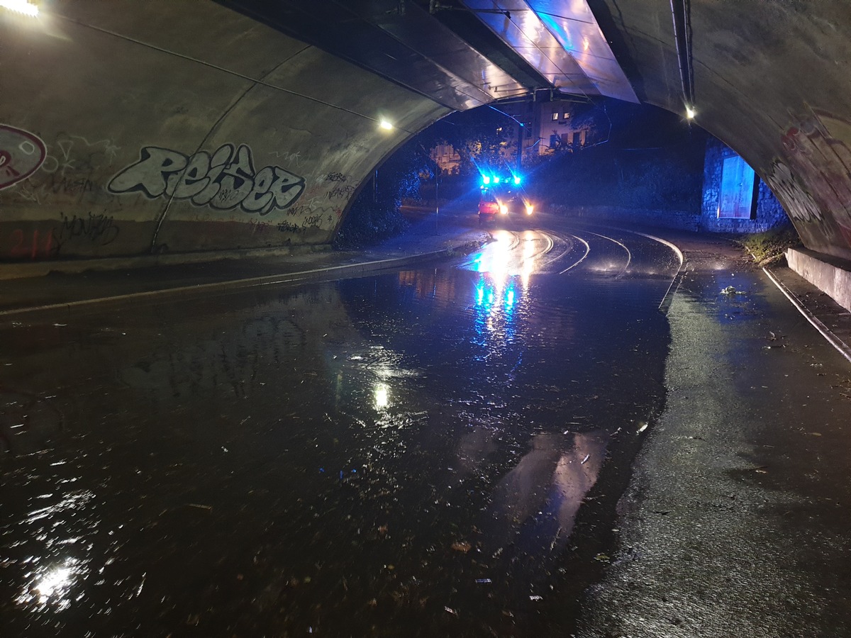 FW-MH: Unwetter mit Gewitter und Starkregen trifft Mülheim an der Ruhr