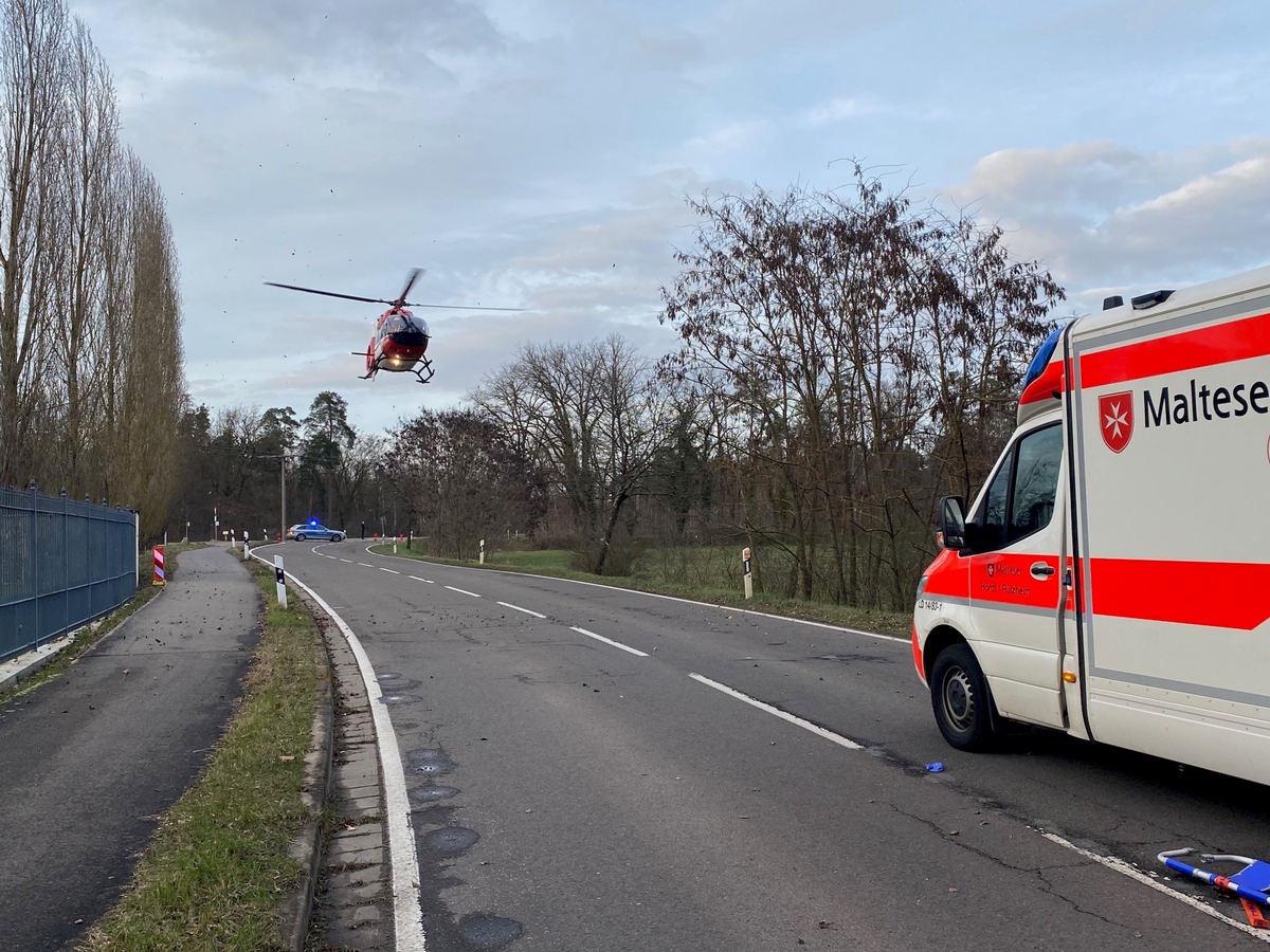 POL-PDLD: Schwerer Verkehrsunfall mit Motorradfahrer