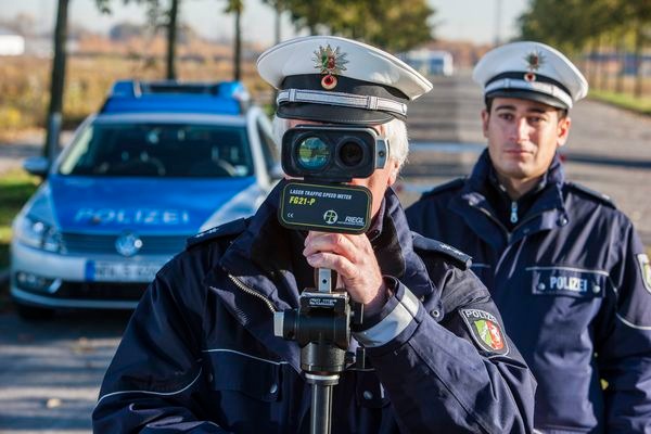 POL-REK: Drei Fahrer zu schnell - Erftstadt / Pulheim / Wesseling