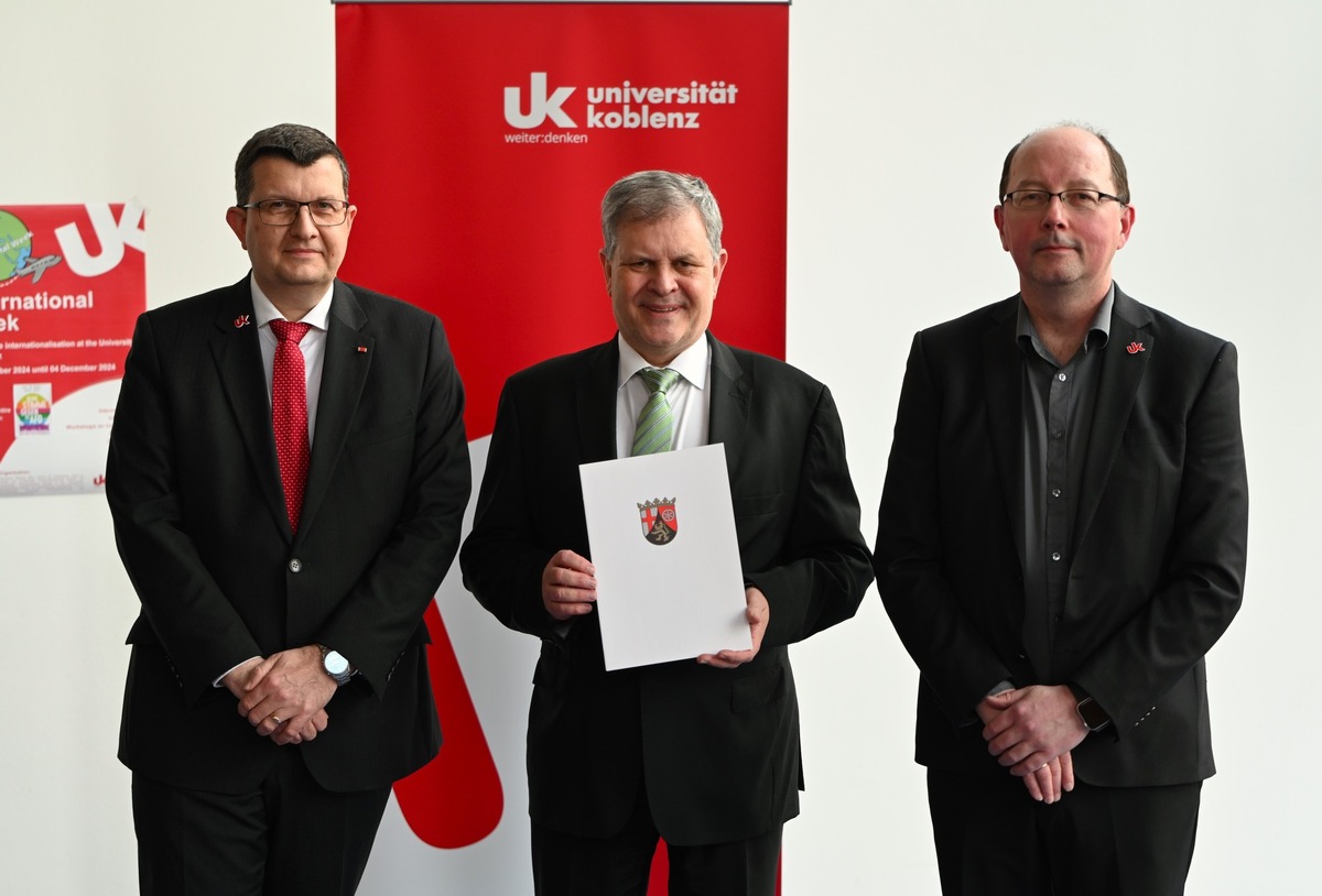 Dr. Ralf Geis zum Honorarprofessor an der Universität Koblenz ernannt