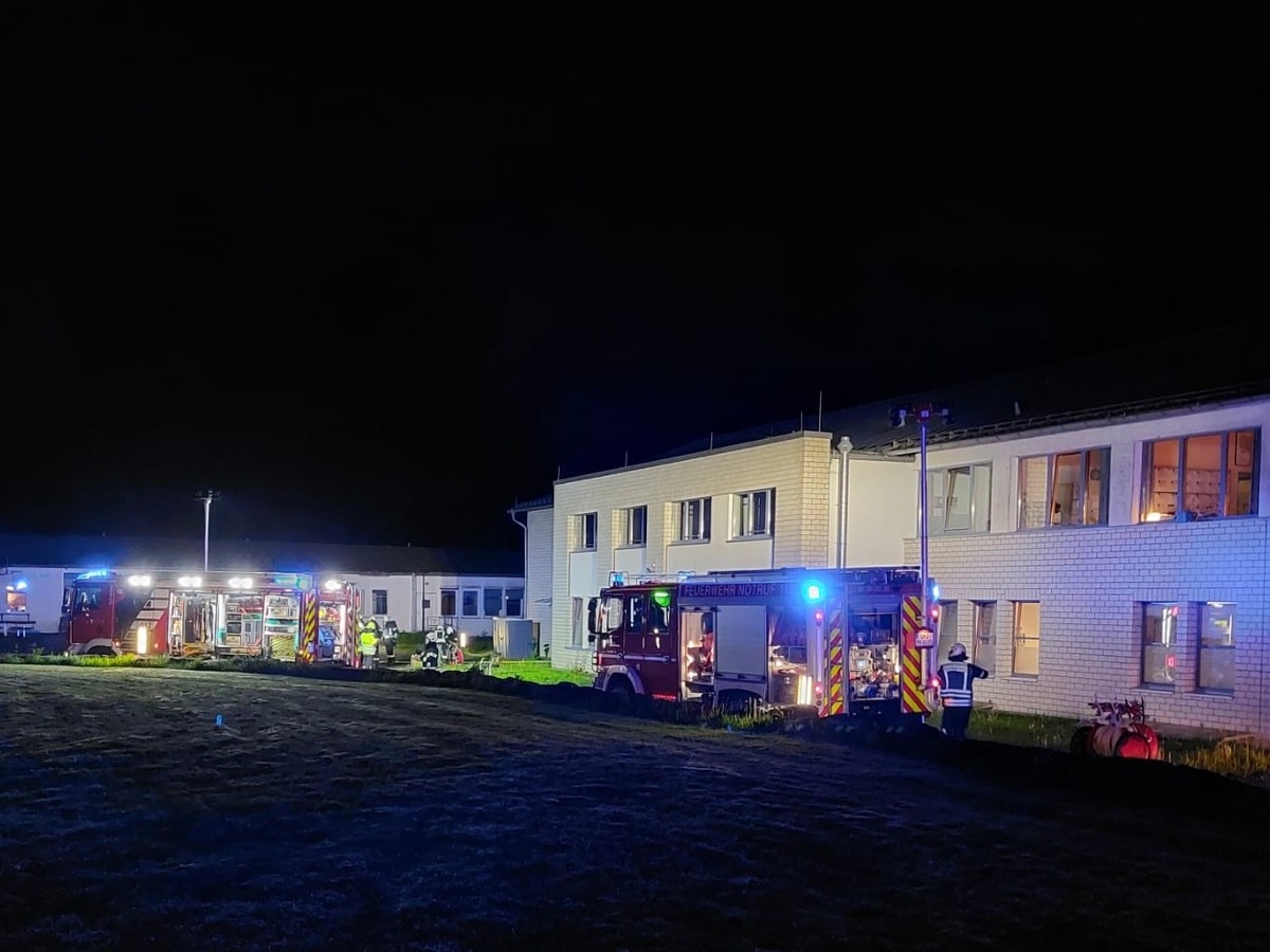 FW Marienheide: Brand auf geschlossener Station in psychiatrischer Klinik - keine Verletzten