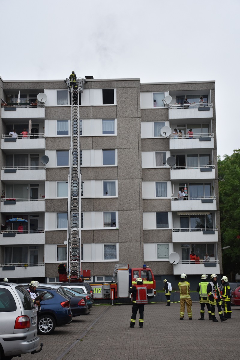 FW-DO: Eine Person aus Brandwohnung gerettet