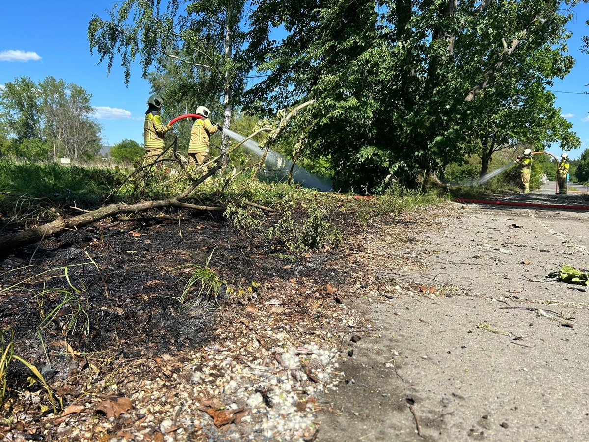 FW Dresden: Informationen zum Einsatzgeschehen der Feuerwehr Dresden am 14. Mai 2024