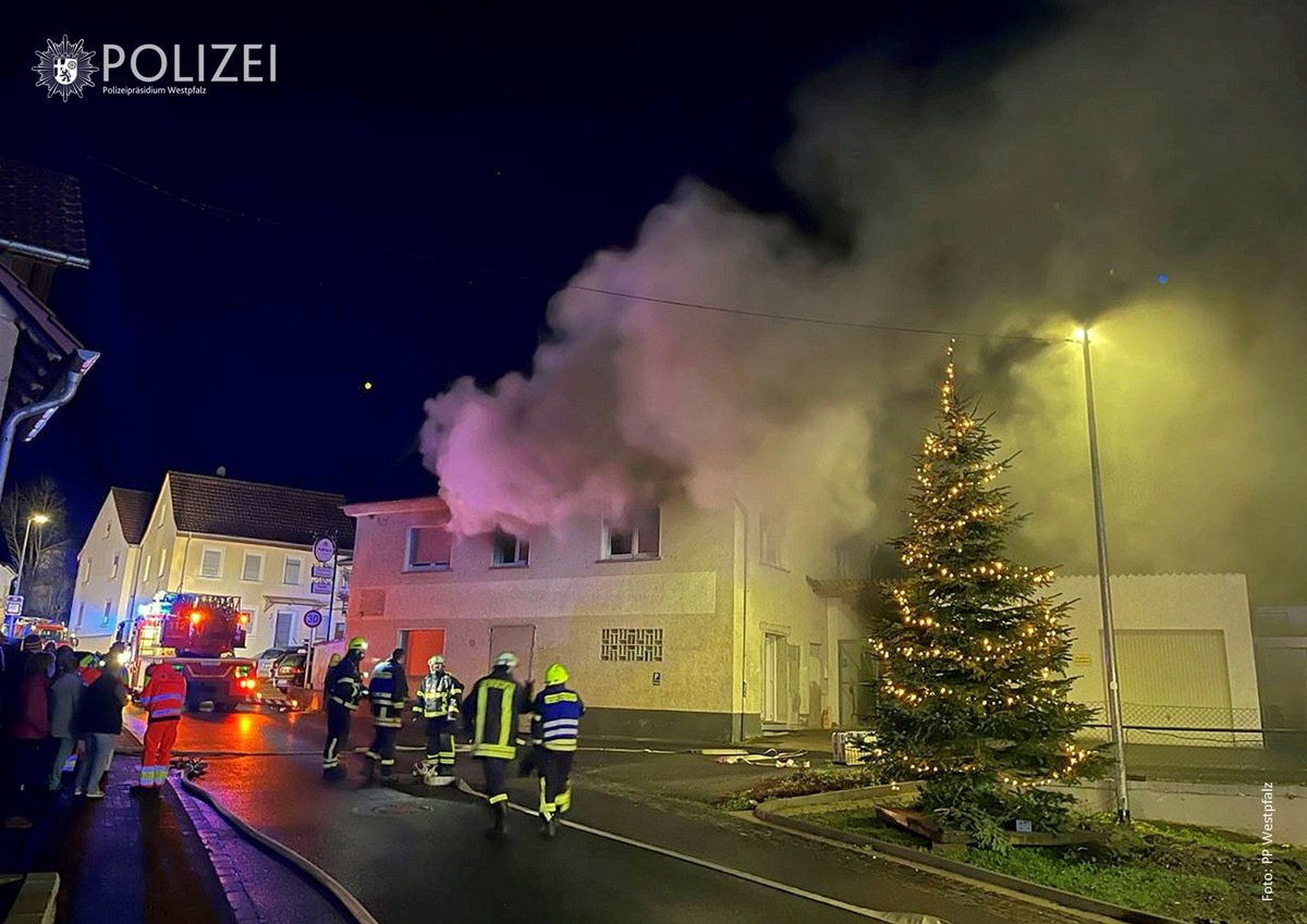 POL-PPWP: Zimmerbrand im Obergeschoss