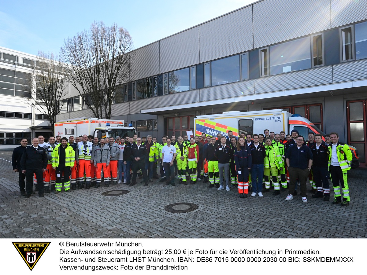 FW-M: Rettungsdienst-Führung übt für Großschadenslagen(Stadtgebiet)