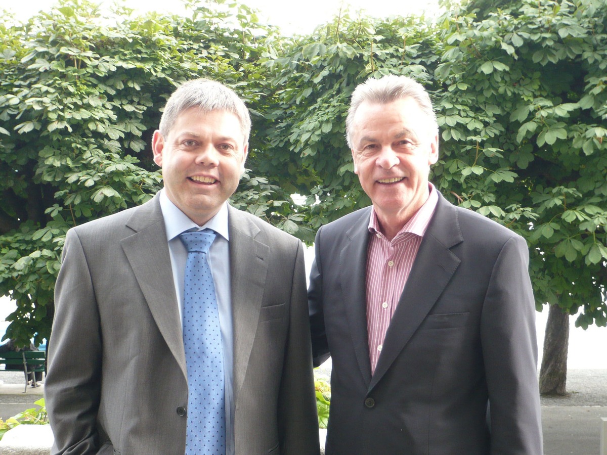 green.ch et Ottmar Hitzfeld concluent un accord de sponsoring