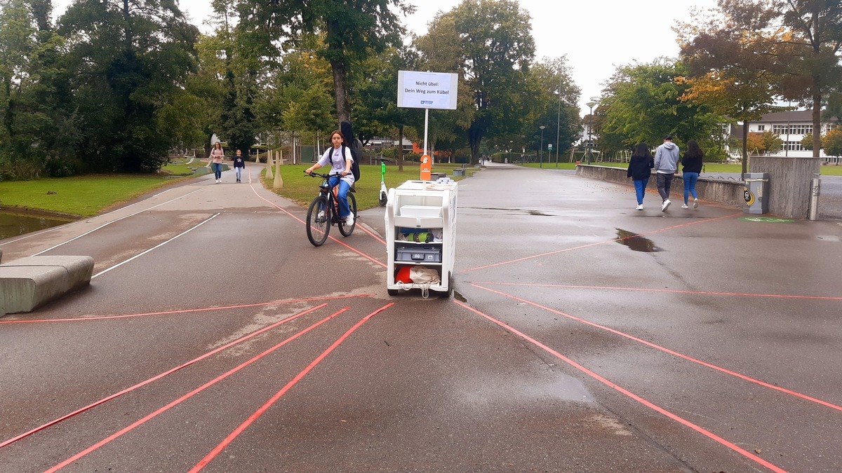 Medienmitteilung: «Uster: Augenfällige Aktion gegen Littering»