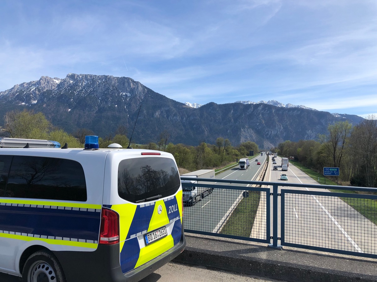 HZA-RO: Juli-Bilanz der Kontrolleinheiten des Hauptzollamts Rosenheim