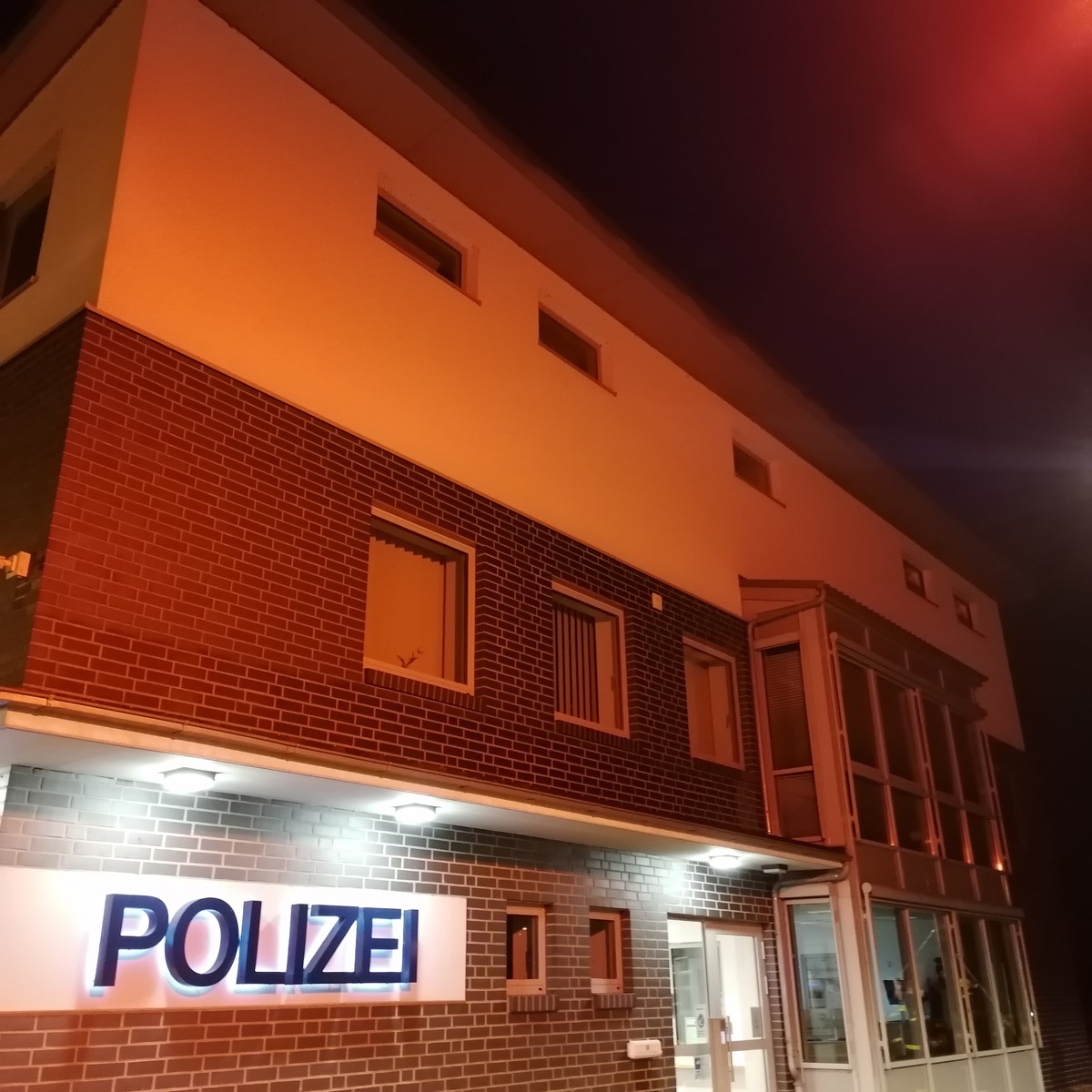 POL-VER: Polizeiinspektion Verden/Osterholz setzt Zeichen gegen Gewalt an Frauen