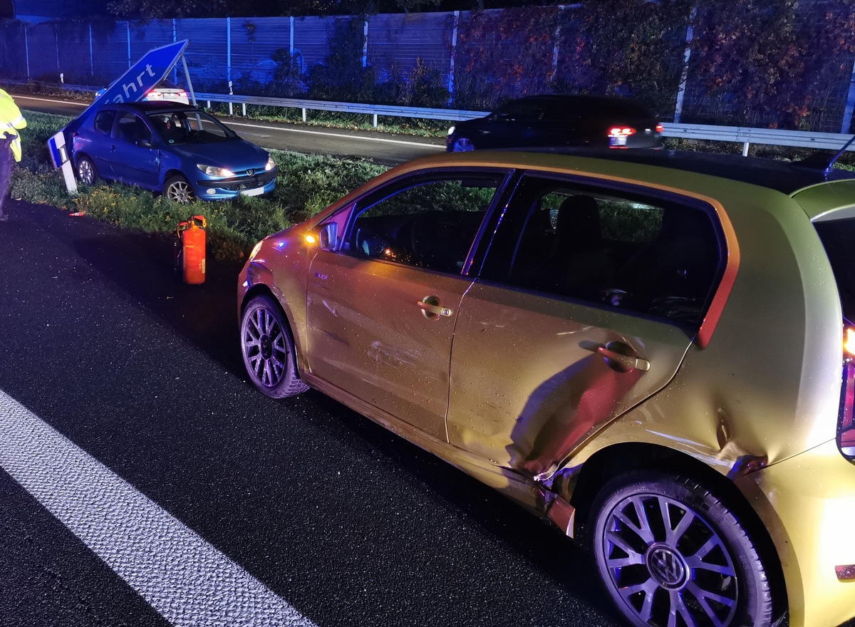 FW-MH: Verkehrsunfall auf der A40 Fahrtrichtung Essen