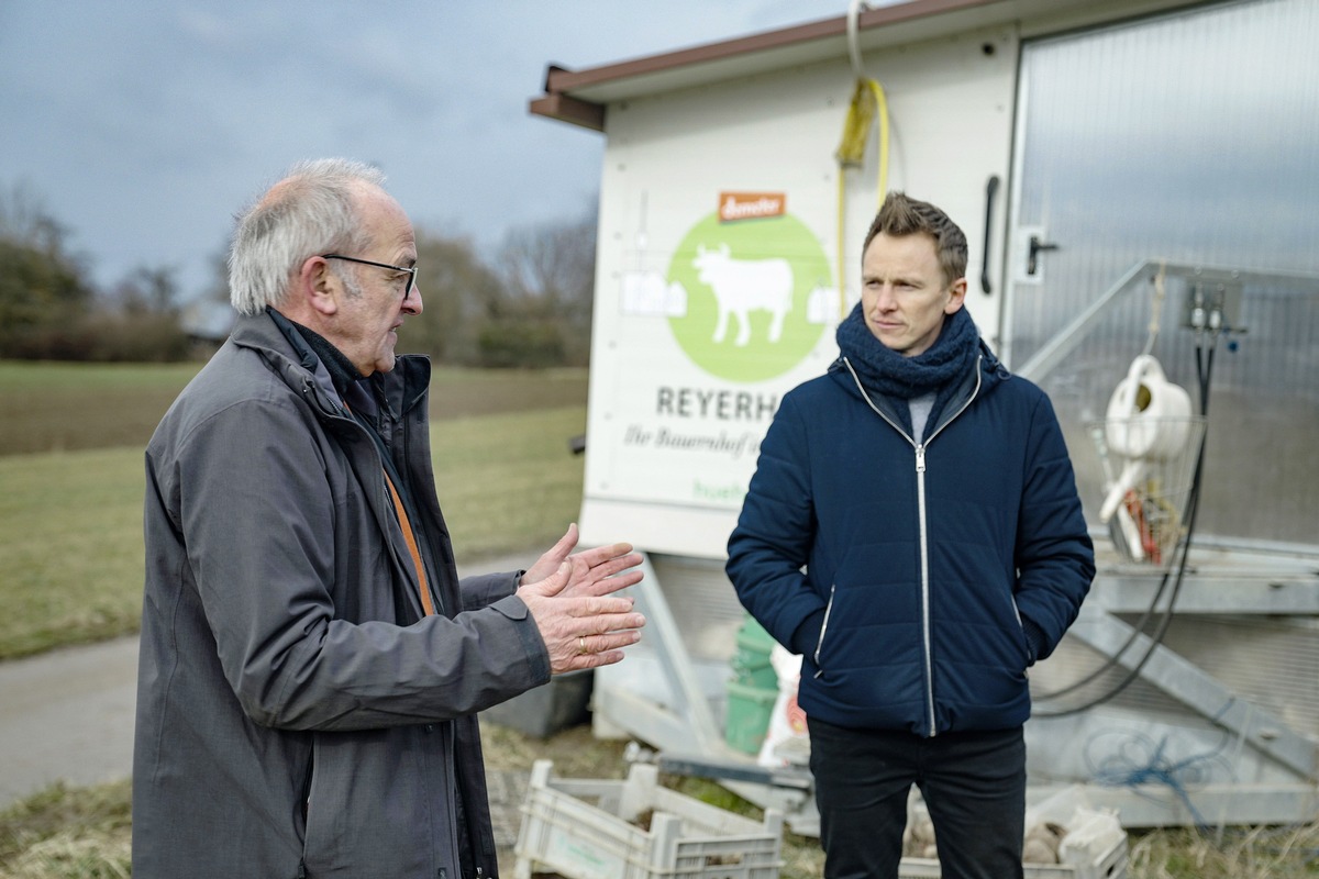 ZDF-Reporter Jochen Breyer erkundet die Anthroposophie